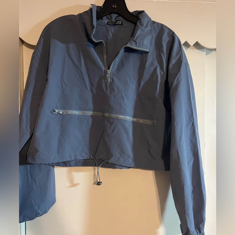 Like New Funnel Neck Windbreaker - Picture 4 of 4